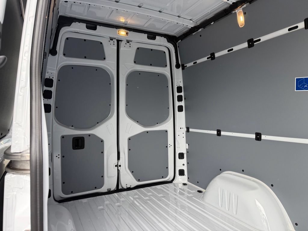 New 2026 Mercedes-Benz Sprinter 2500 image 11