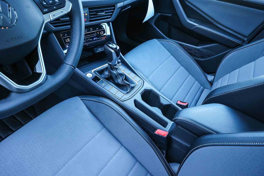 New 2026 Volkswagen Jetta SE image 32