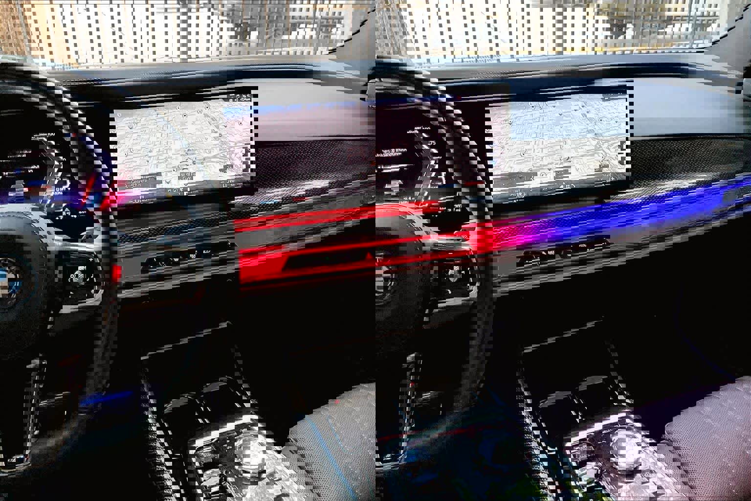 Used 2023 BMW i7 xDrive60 w/ Parking Assistance Package AWD/4WD image 6