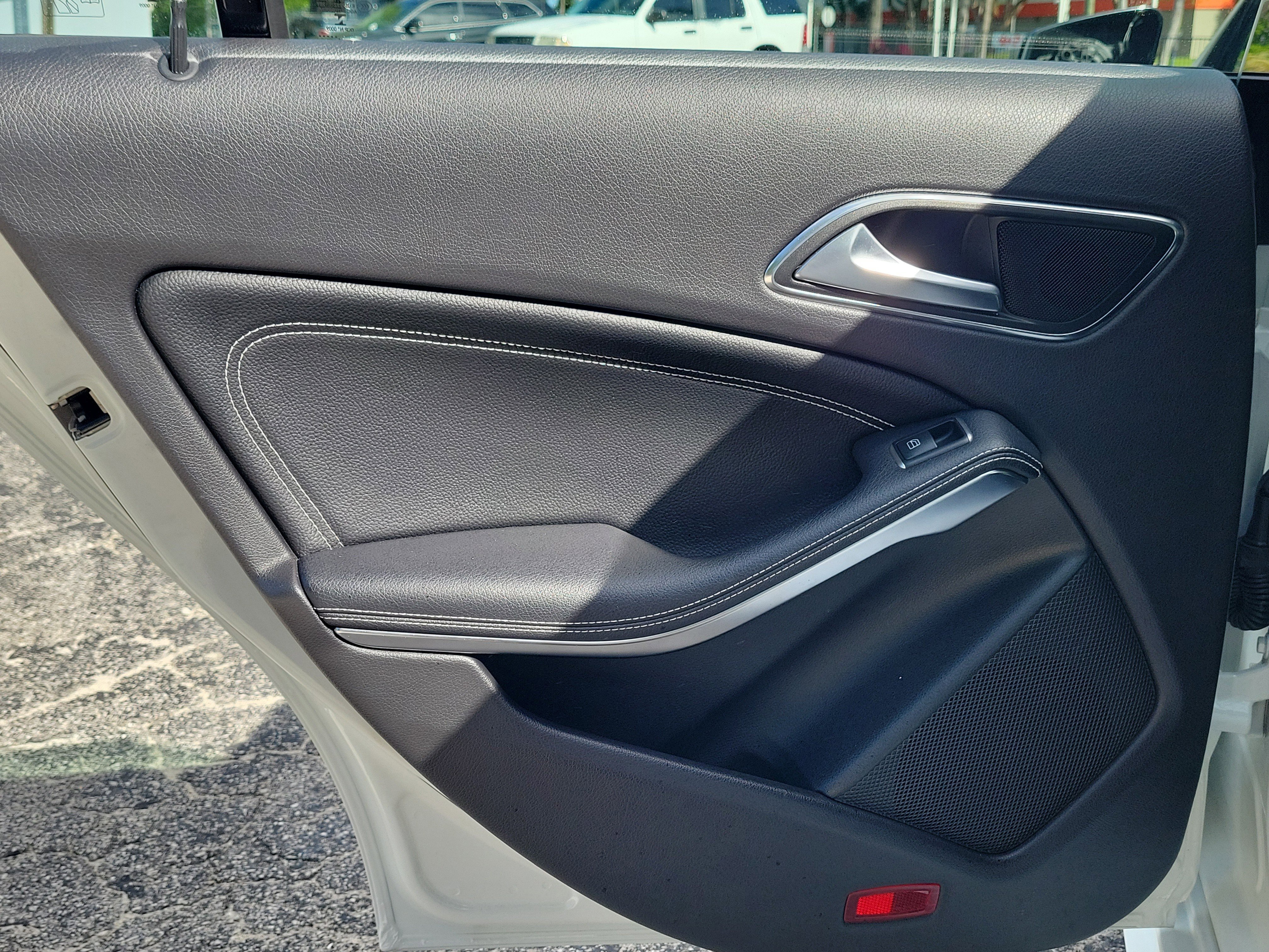 Used 2019 Mercedes-Benz CLA 250 image 14