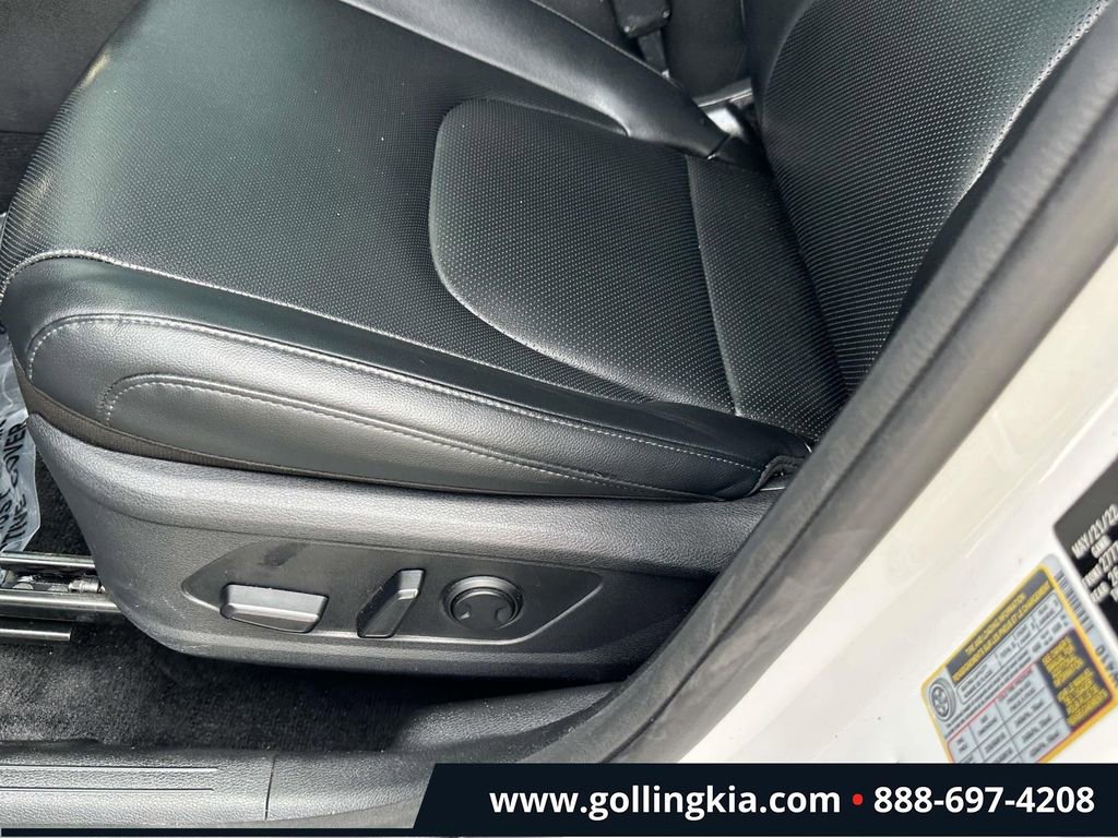 Certified 2023 Kia Sportage EX FWD image 16