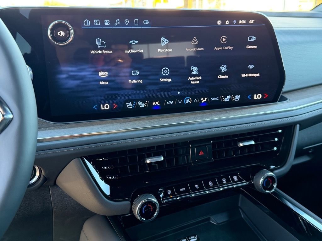 New 2025 Chevrolet Suburban High Country image 12