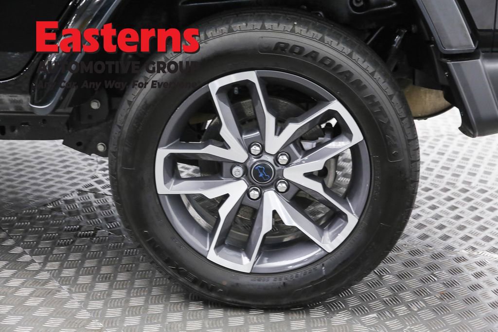 Used 2024 Jeep Wrangler Unlimited AWD/4WD image 36