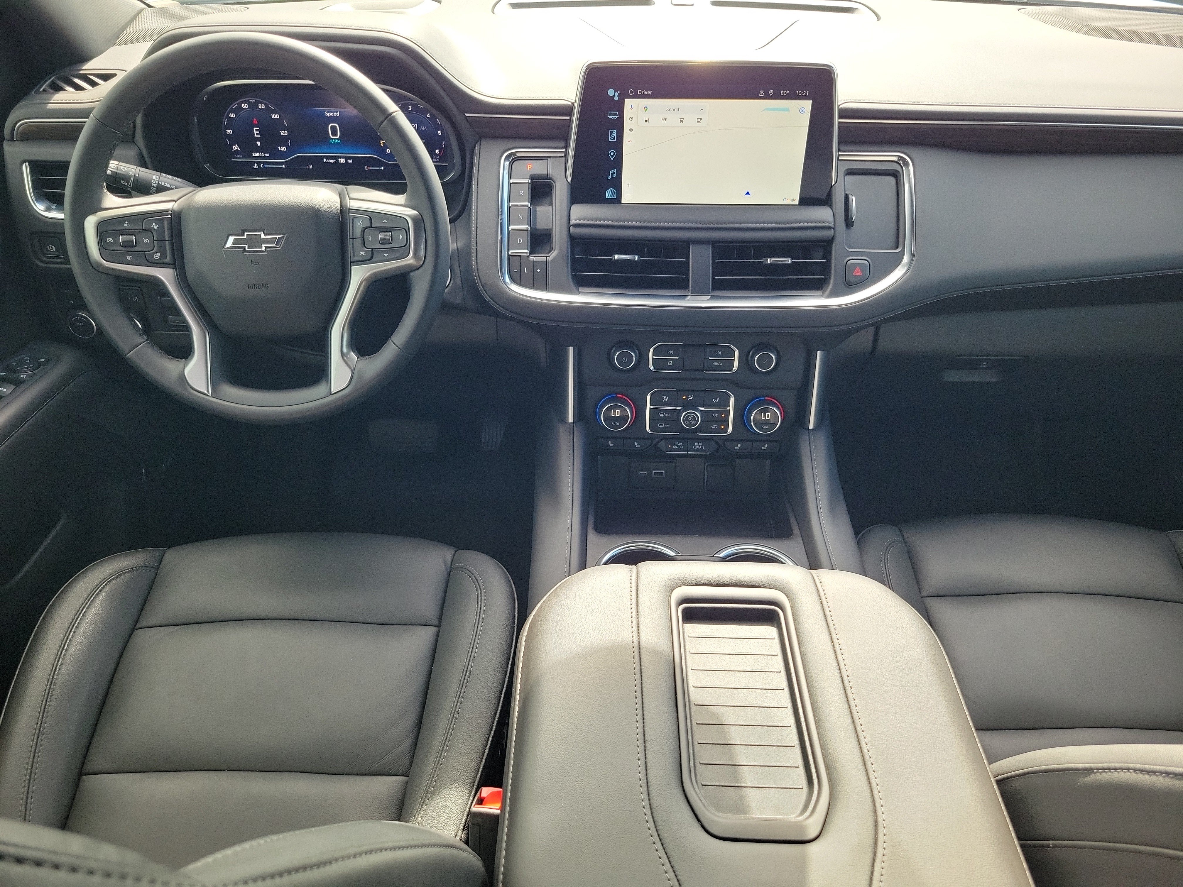 Used 2024 Chevrolet Tahoe Z71 w/ Luxury Package AWD/4WD image 12