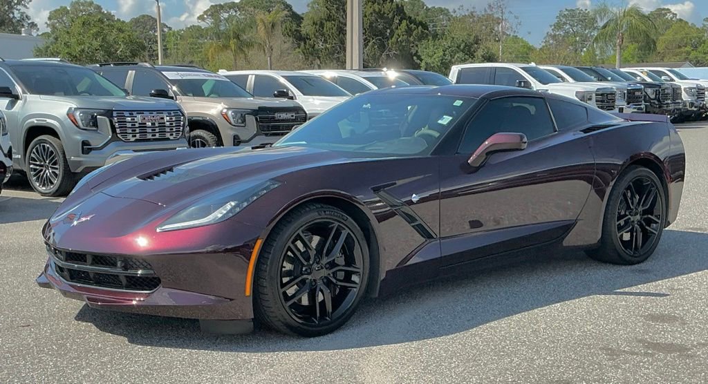 Used 2017 Chevrolet Corvette Stingray Coupe video 2