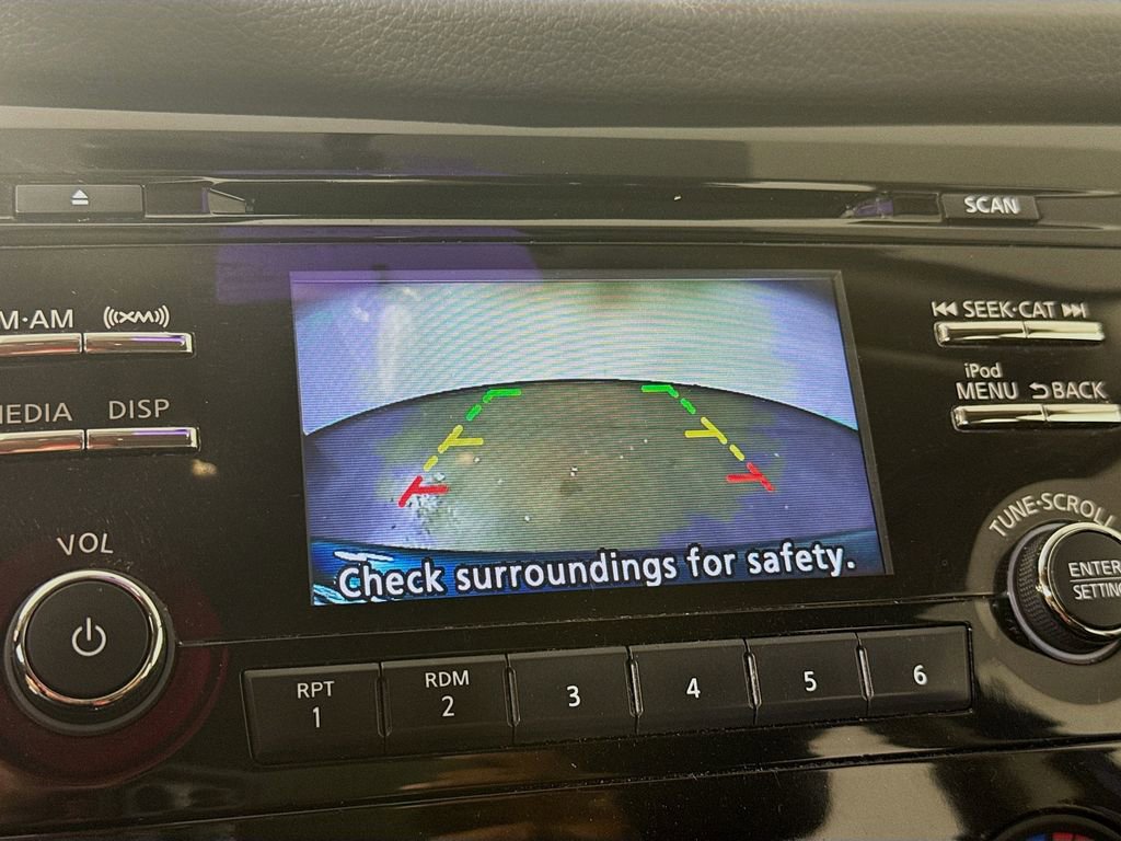 Used 2018 Nissan Rogue Sport S w/ S Appearance Package FWD image 15