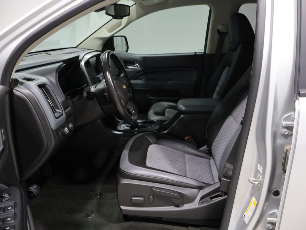 Used 2018 Chevrolet Colorado Z71 AWD/4WD image 11