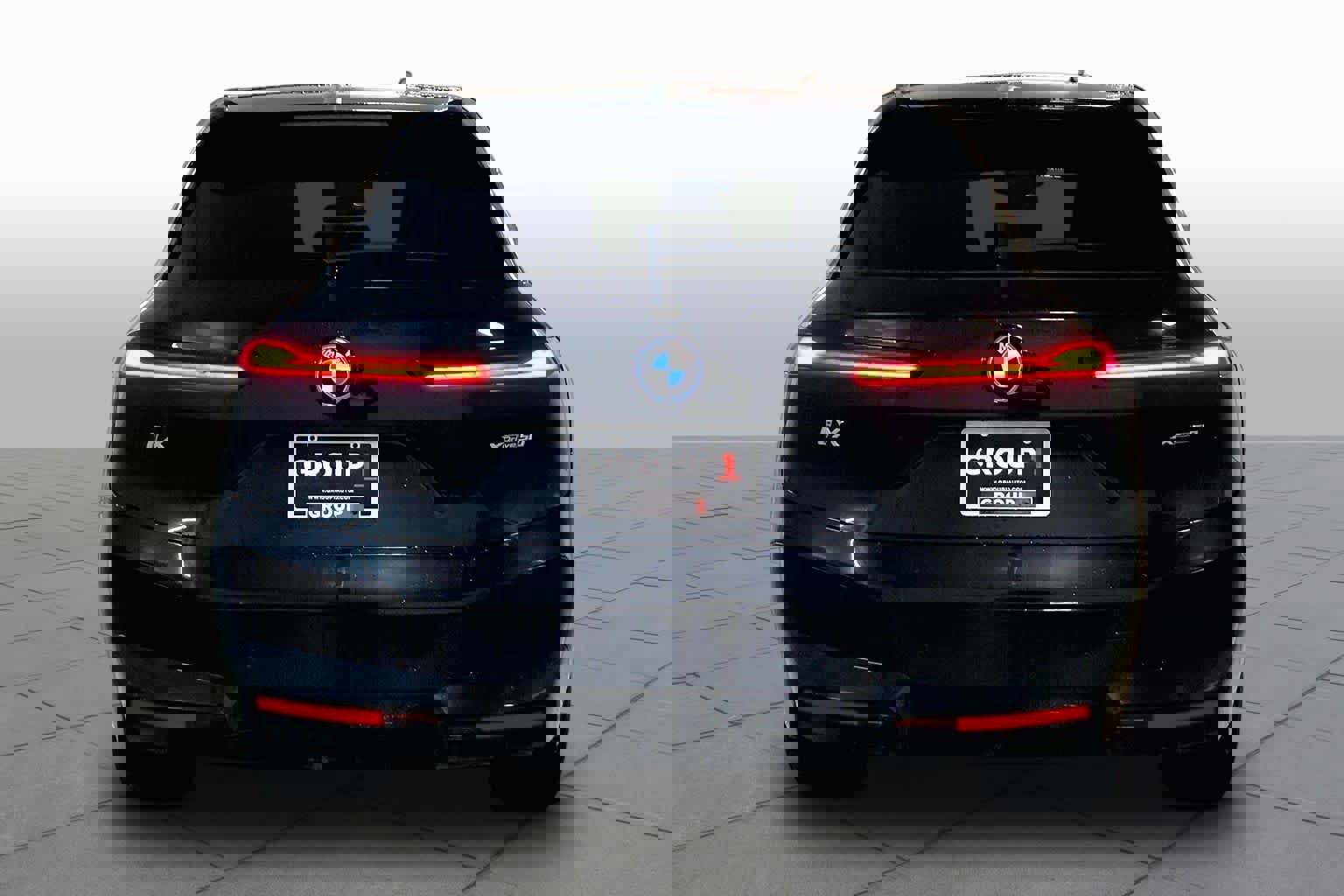 Certified 2024 BMW iX xDrive50 w/ Sport Package image 4