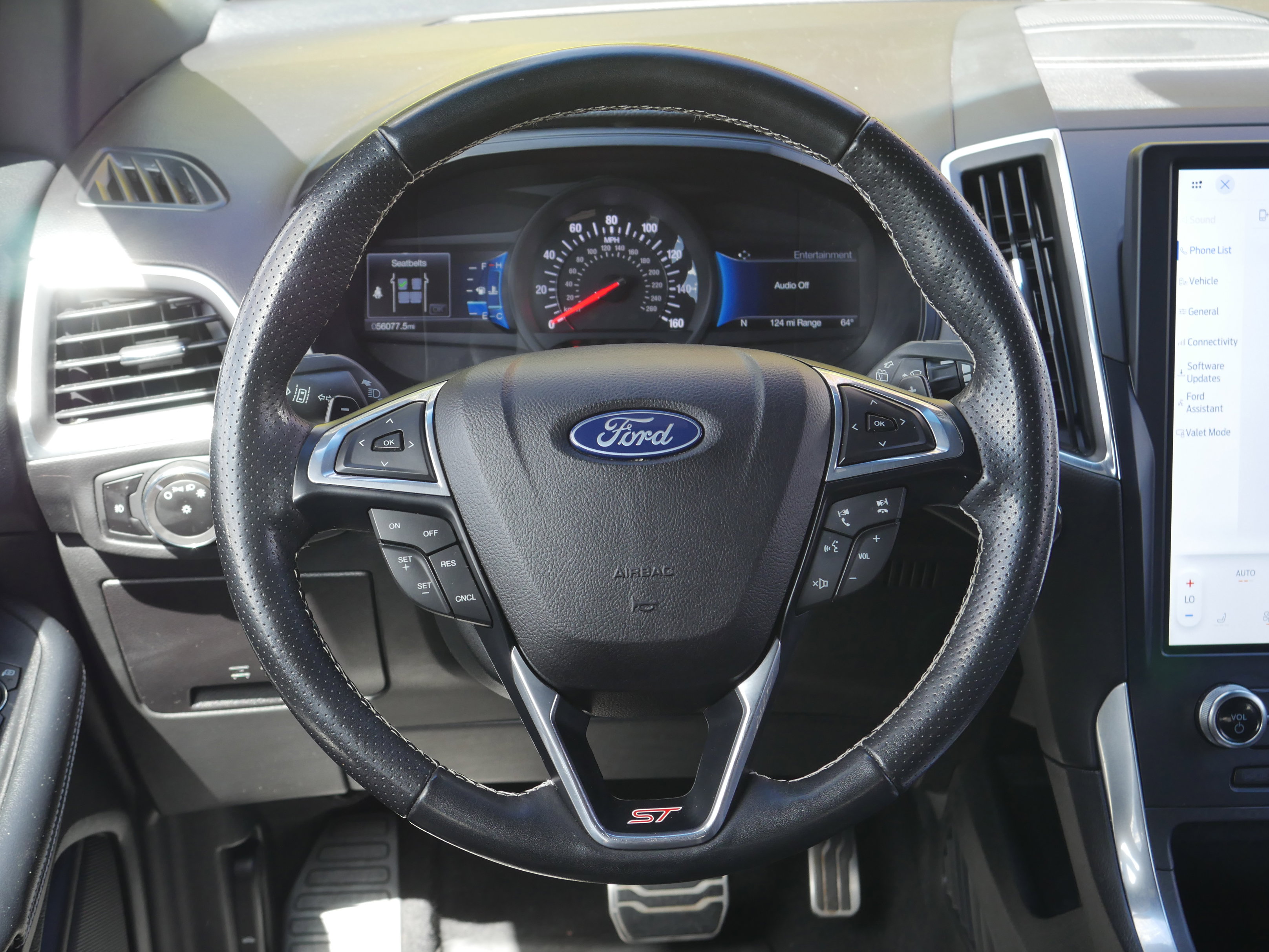 Used 2023 Ford Edge ST AWD/4WD image 6