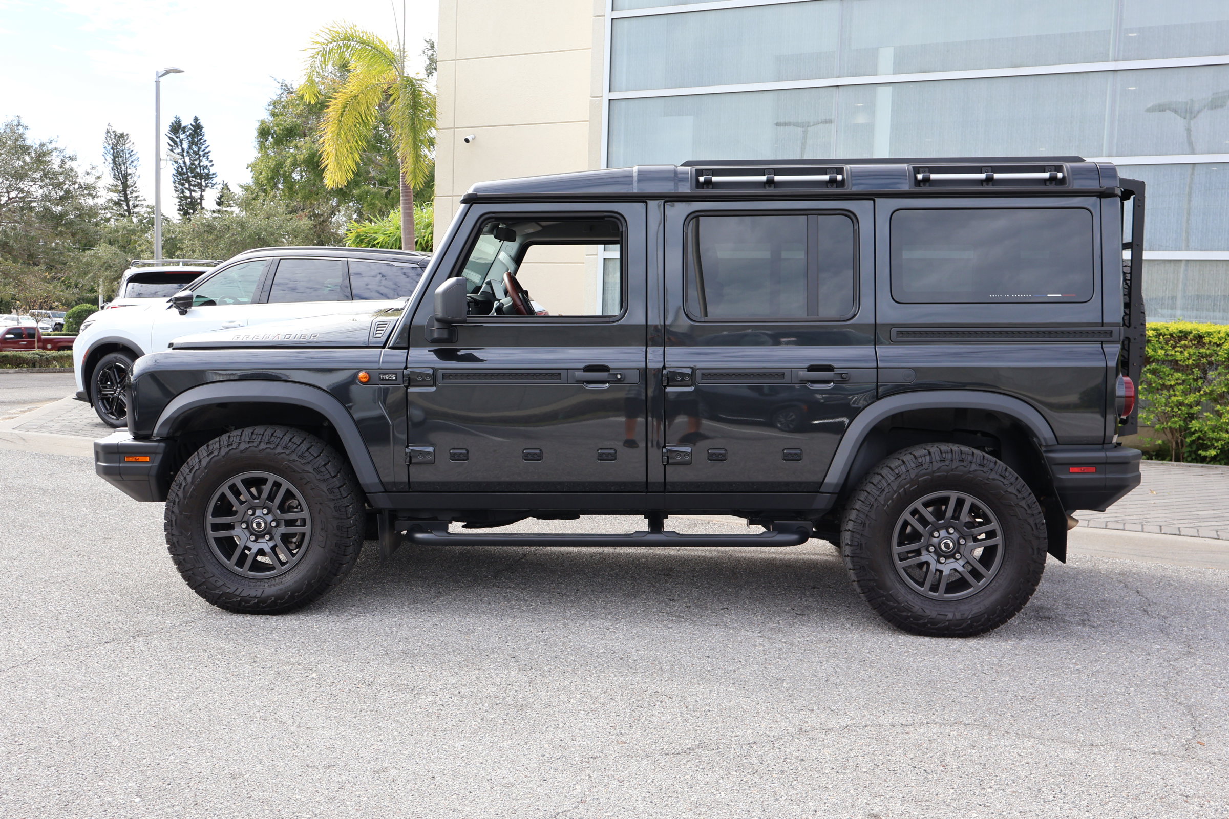 Used 2024 INEOS Grenadier Fieldmaster Edition image 5