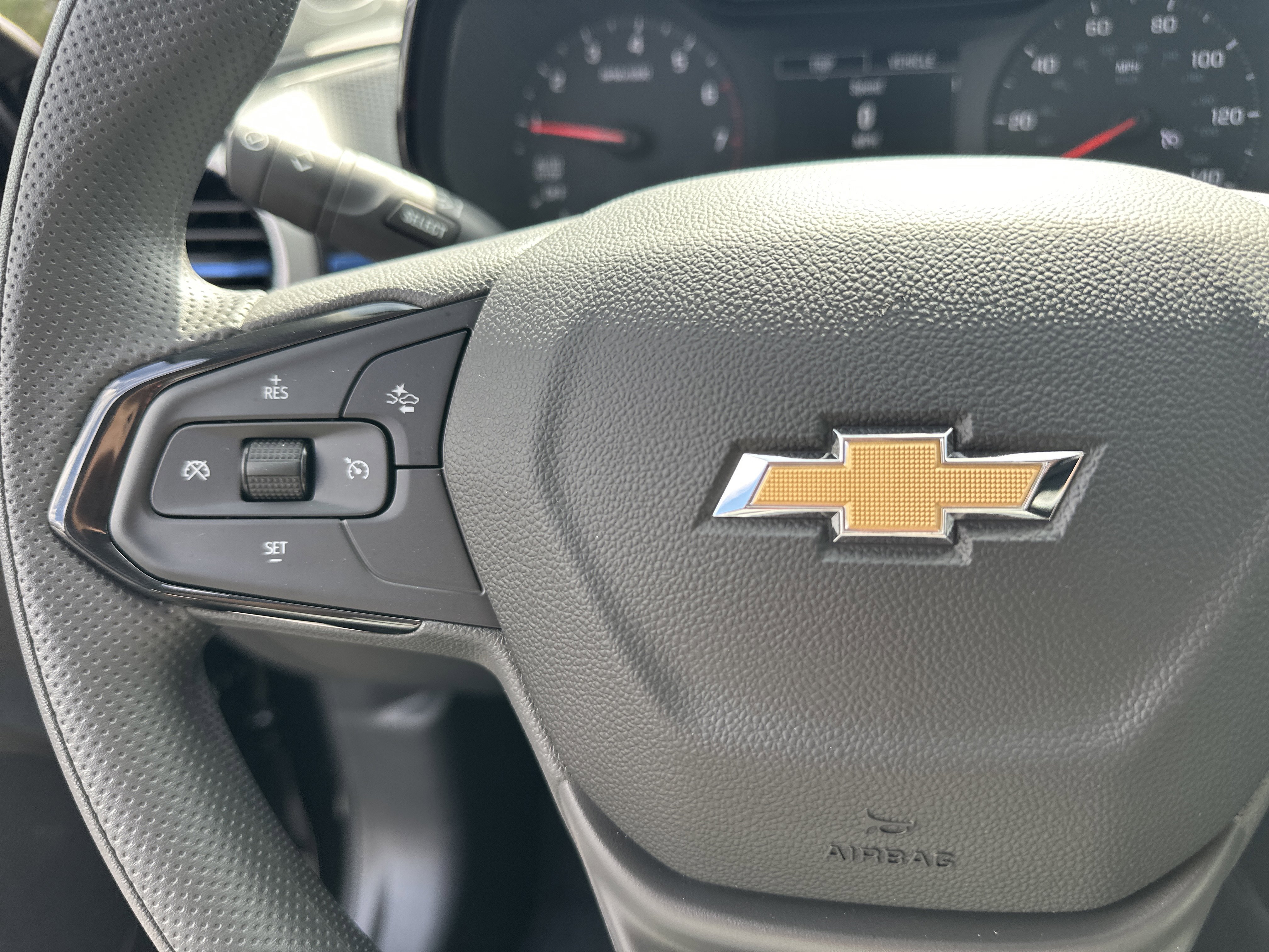 New 2026 Chevrolet Trax LS w/ LS Convenience Package FWD image 26