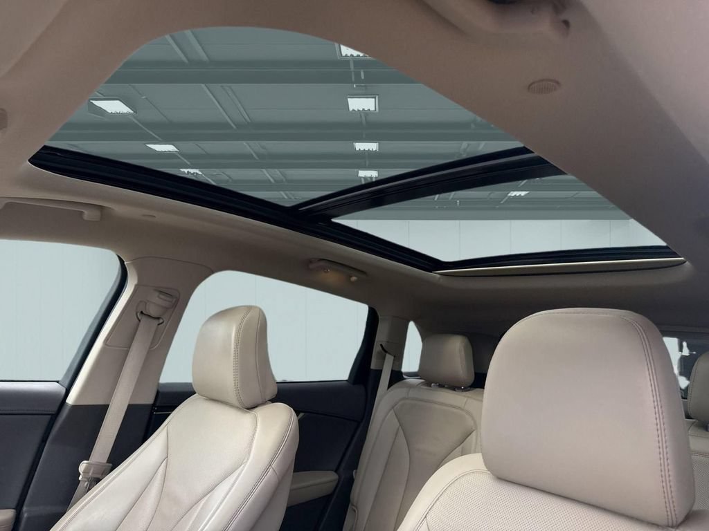 Certified 2023 Lincoln Nautilus Reserve AWD/4WD image 13