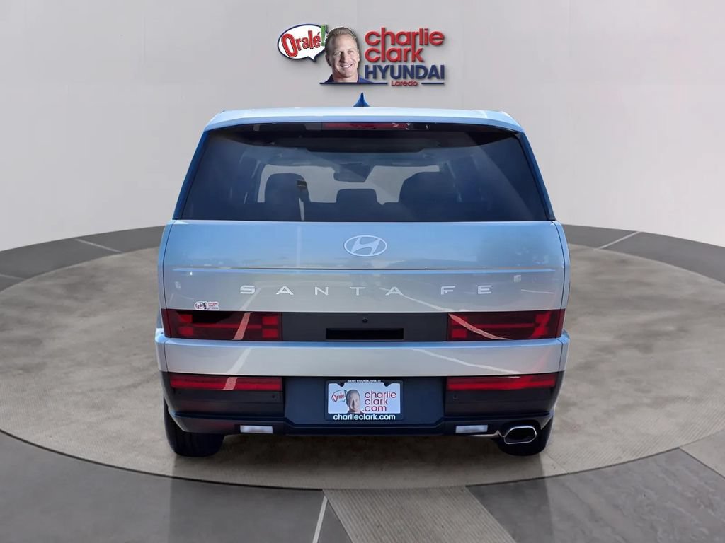 New 2026 Hyundai Santa Fe SE w/ Tow & Go Package FWD image 4