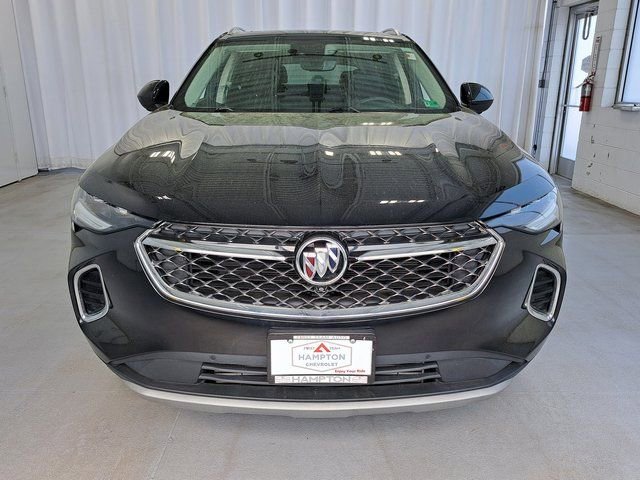 Used 2022 Buick Envision Avenir w/ Technology Package II image 3