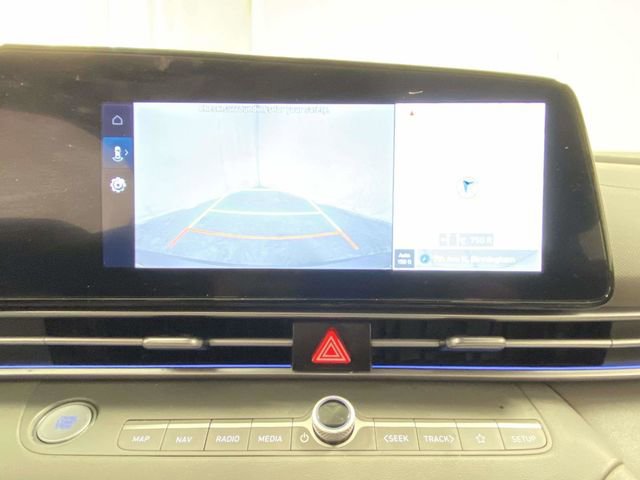 Used 2024 Hyundai Elantra SEL image 15