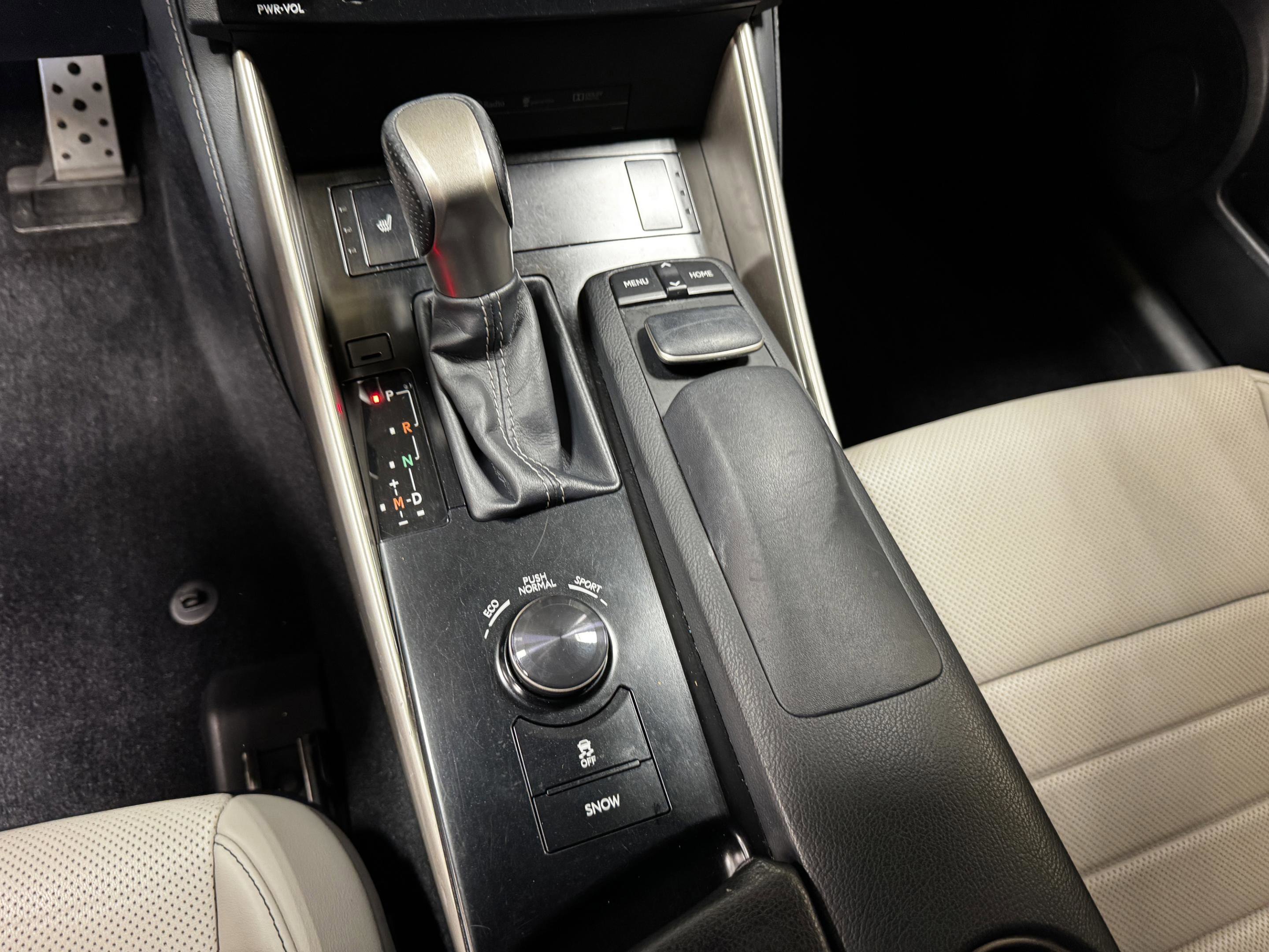 Used 2014 Lexus IS 250 w/ F-Sport Package RWD image 29