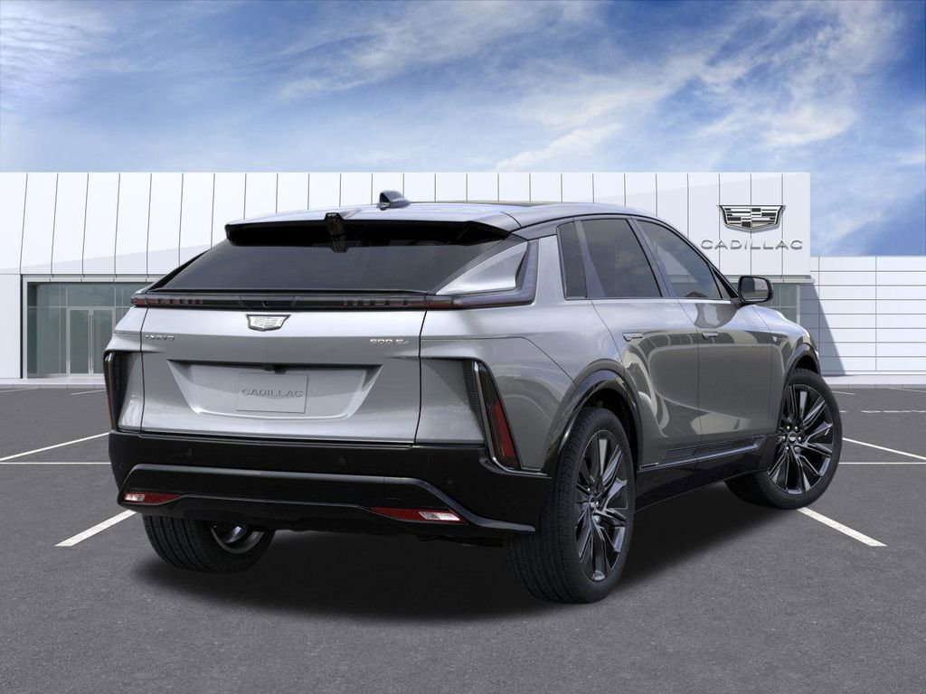 New 2026 Cadillac Lyriq Signature Sport w/ LPO, Floor Liner Package image 4