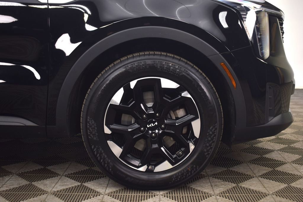 Used 2024 Kia Sorento S image 29