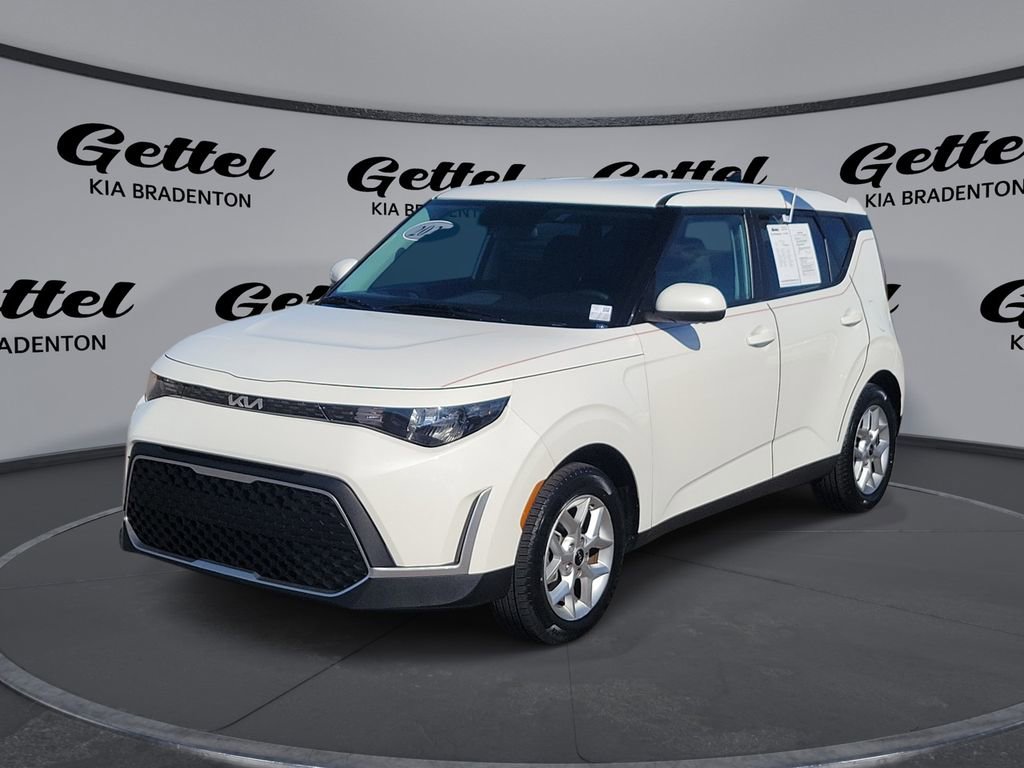 Used 2024 Kia Soul LX w/ Option Group 015 image 1