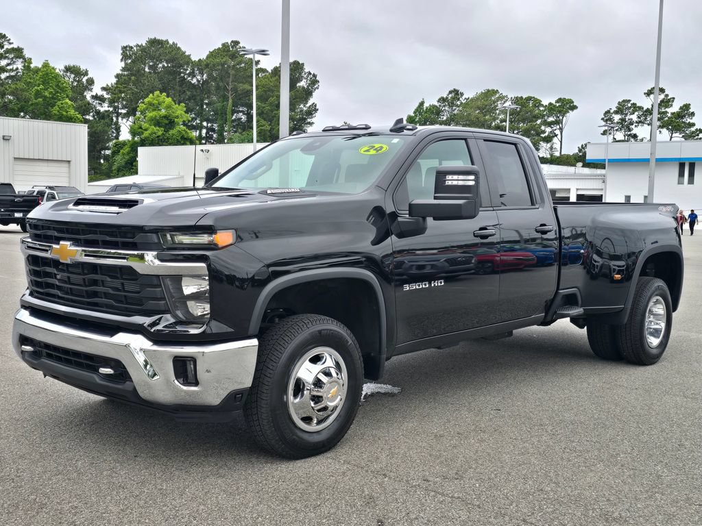 Used 2024 Chevrolet Silverado 3500 LT w/ Convenience Package