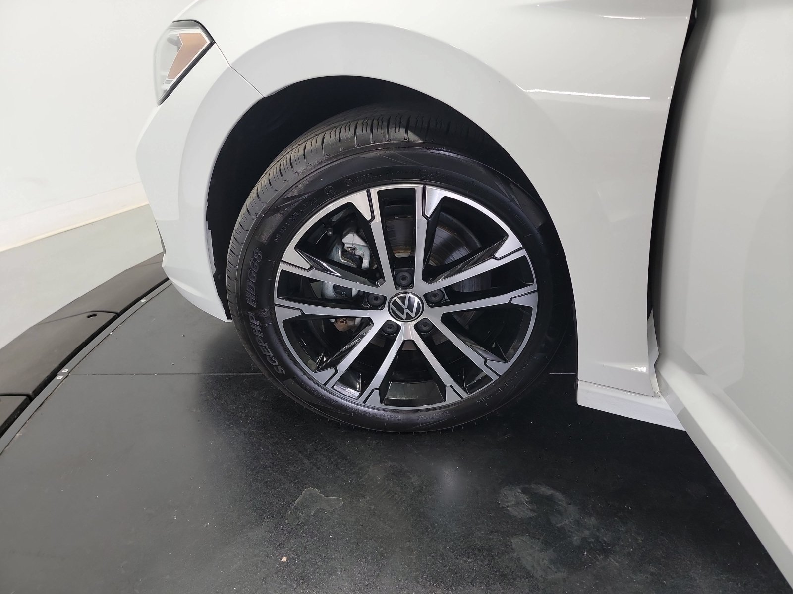 Used 2022 Volkswagen Jetta Sport FWD image 29