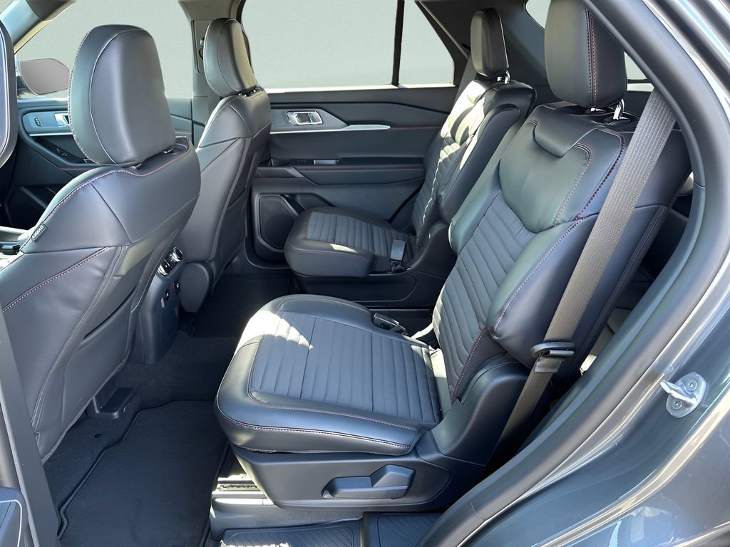 New 2026 Ford Explorer ST-Line w/ ST-Line Street Pack AWD/4WD image 23