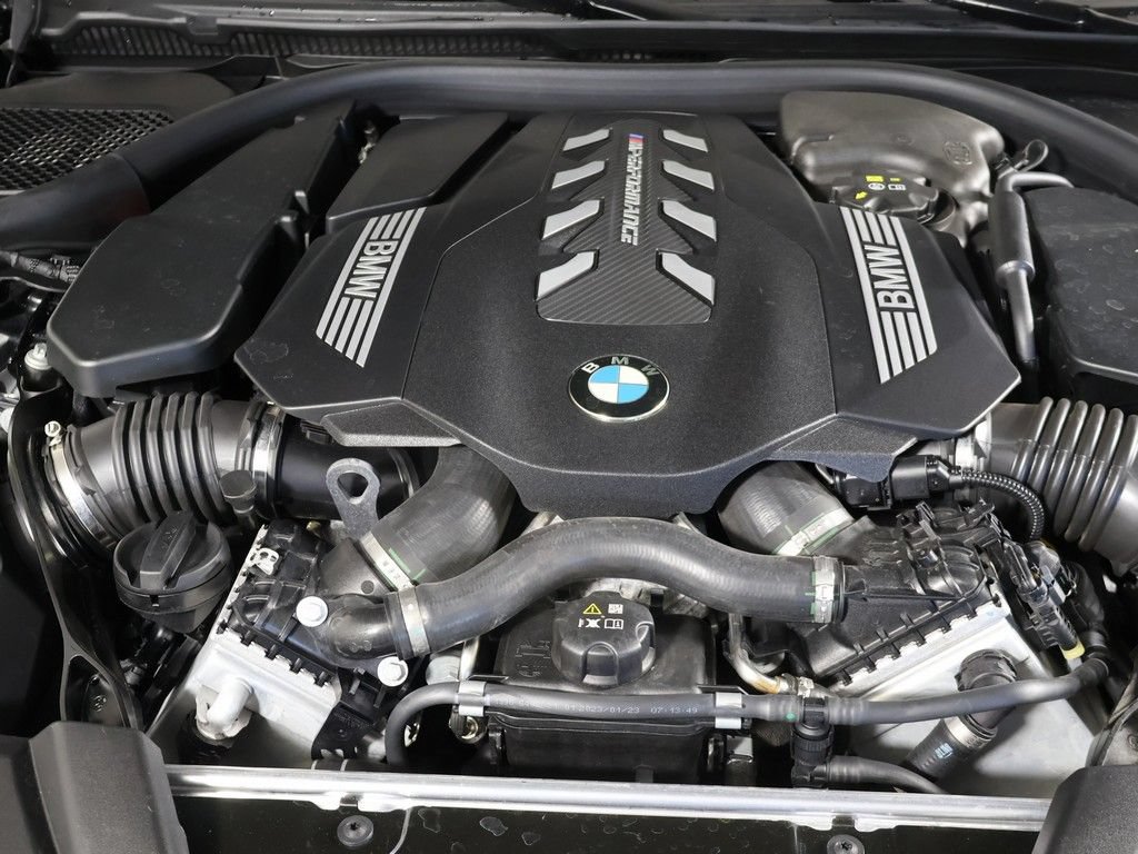 Used 2023 BMW M550i xDrive w/ Executive Package AWD/4WD image 20