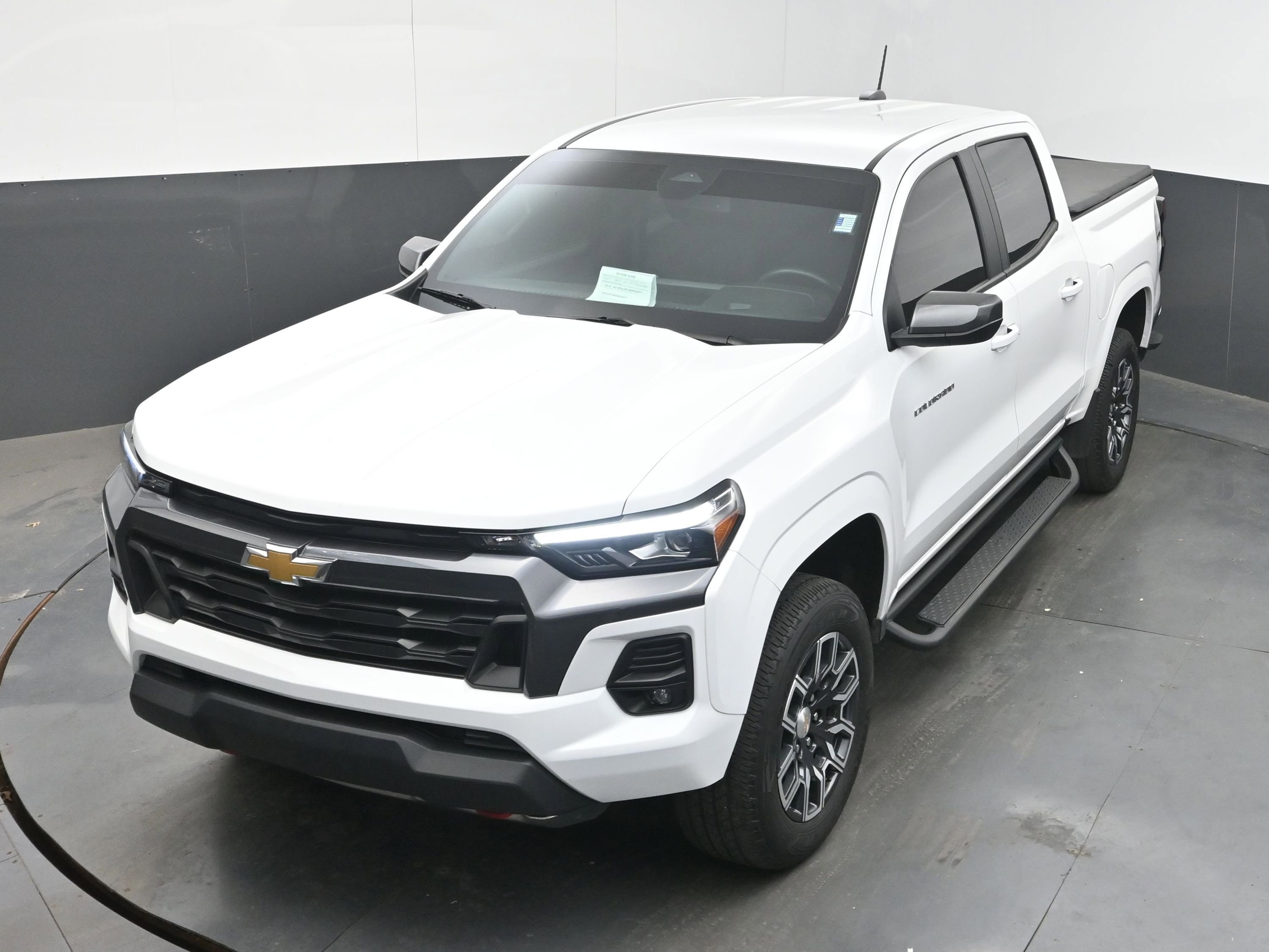 Certified 2023 Chevrolet Colorado LT w/ LT Convenience Package III image 32