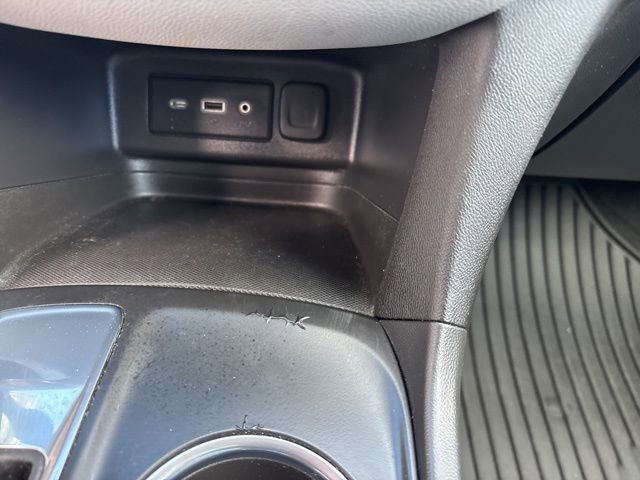 Used 2020 Chevrolet Equinox LS w/ LS Convenience Package image 24