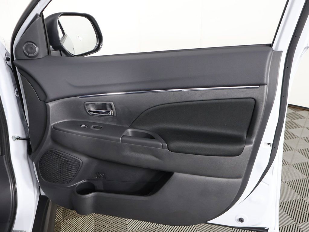 New 2025 Mitsubishi Outlander Sport ES image 18