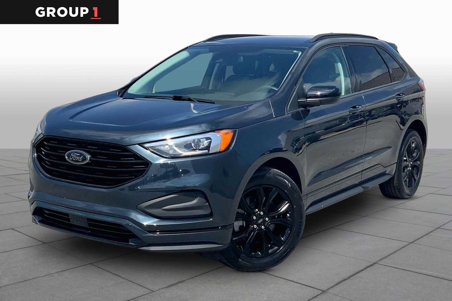 Certified 2022 Ford Edge SE w/ Black Appearance Package AWD/4WD image 1