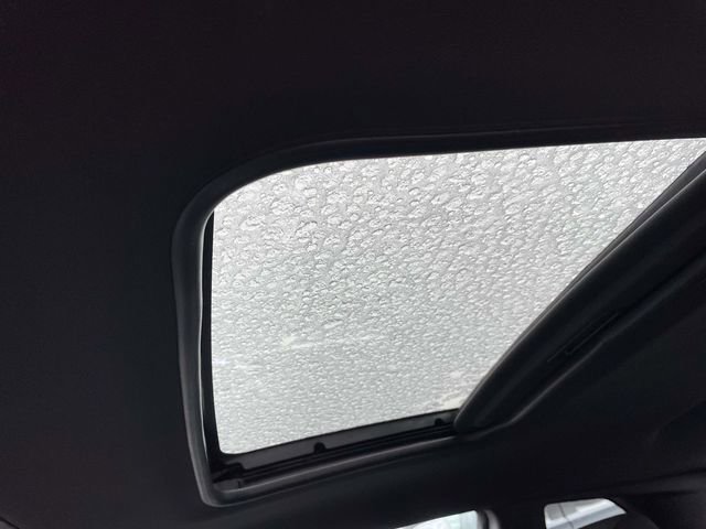 Used 2021 Chevrolet Camaro SS image 15