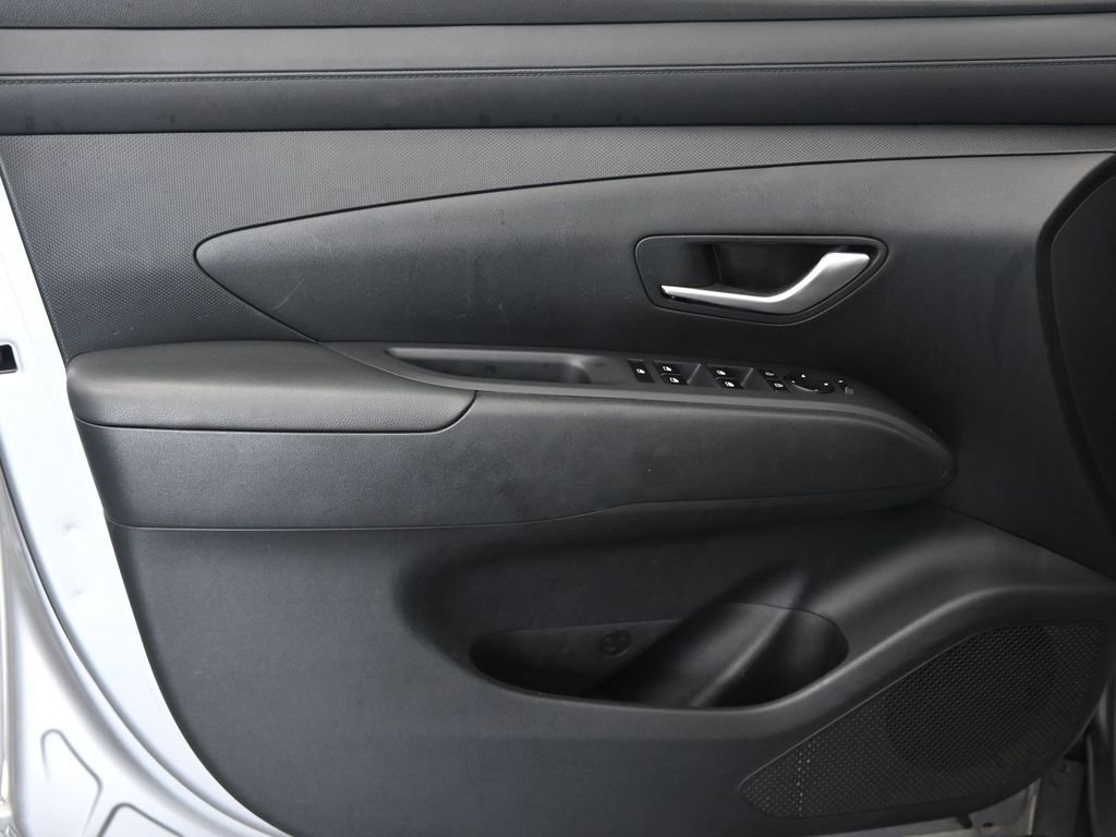 Used 2025 Hyundai Tucson SEL FWD image 22