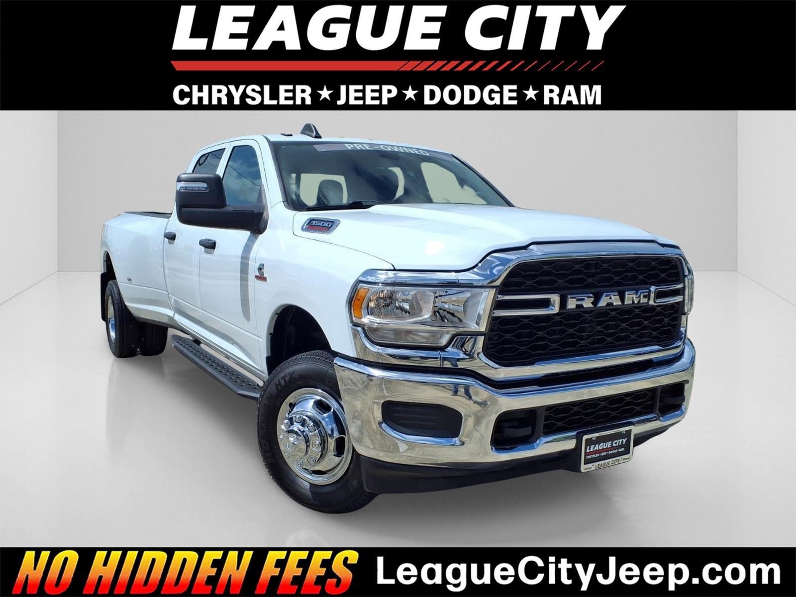 Used 2024 RAM 3500 Tradesman w/ Chrome Appearance Group AWD/4WD image 1