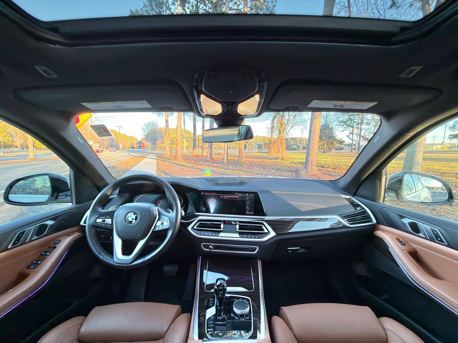 Certified 2023 BMW X5 sDrive40i w/ Premium Package image 2