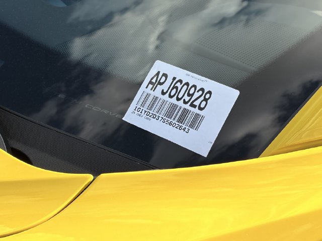 Used 2025 Chevrolet Corvette Z06 RWD image 33