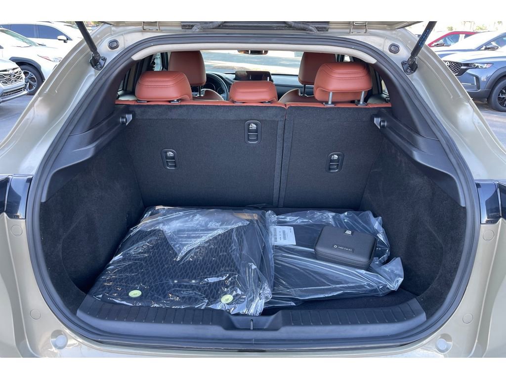 Certified 2024 MAZDA CX-30 Carbon image 18