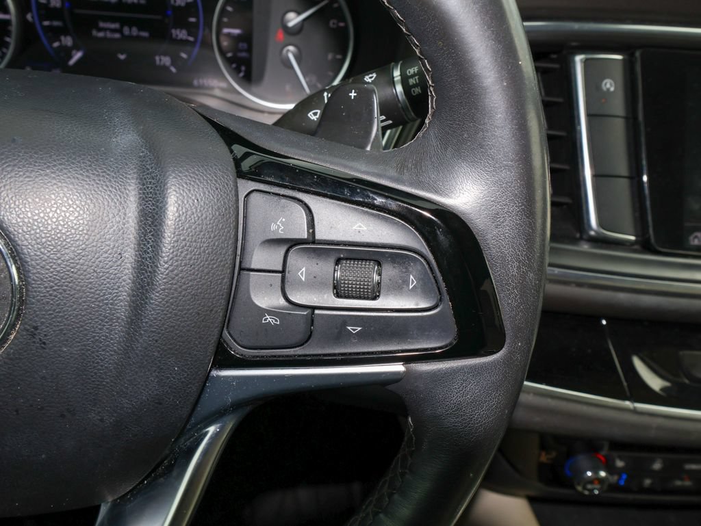 Used 2023 Buick Enclave Avenir w/ LPO, Floor Liner Package FWD image 23