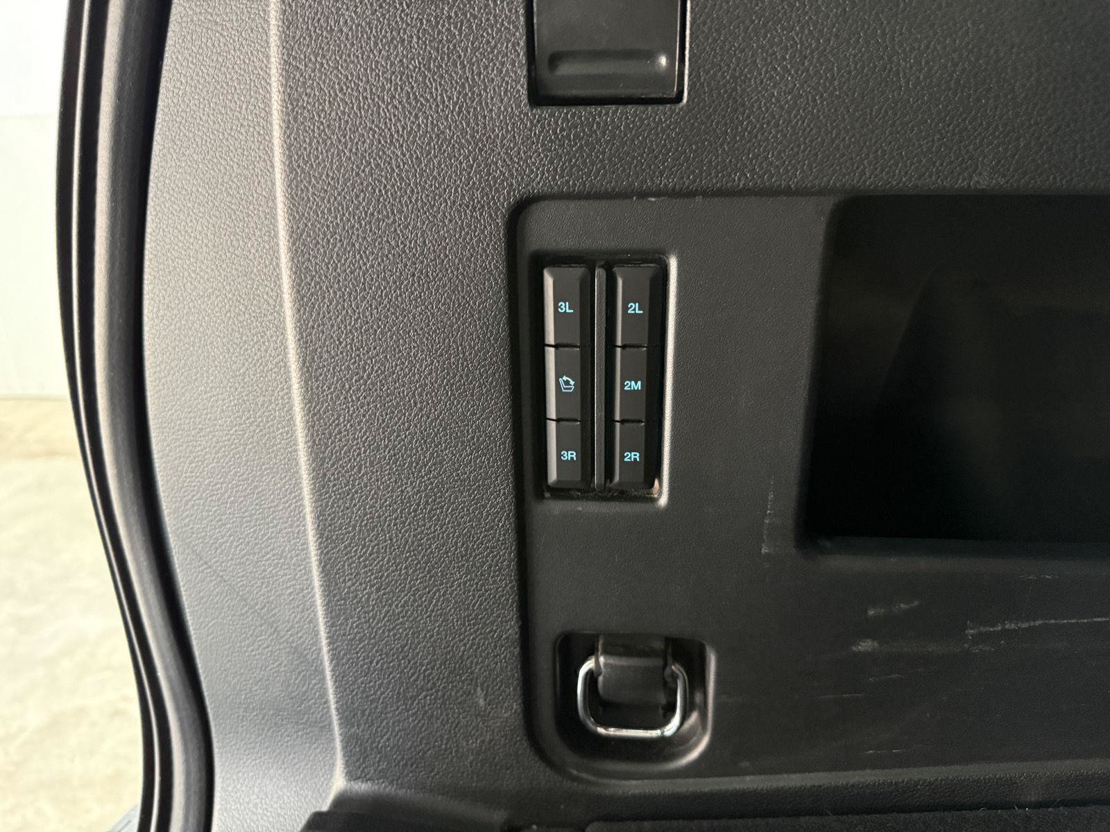 Used 2021 Ford Expedition Limited AWD/4WD image 29