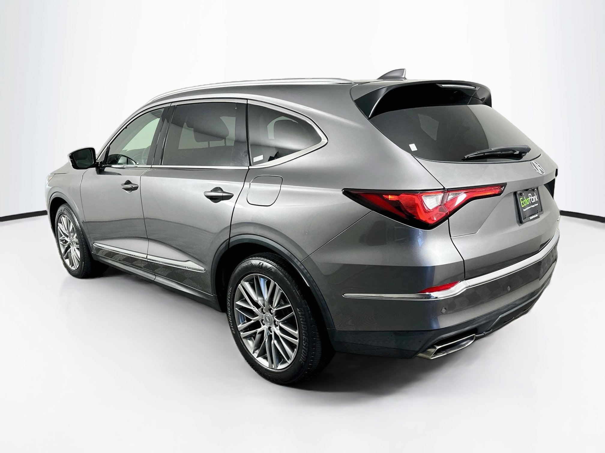 Used 2022 Acura MDX w/ Advance Package AWD/4WD image 5