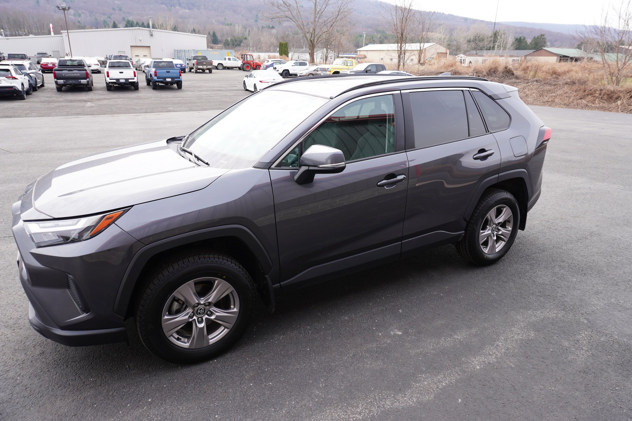 Certified 2023 Toyota RAV4 XLE w/ Convenience Package AWD/4WD image 4