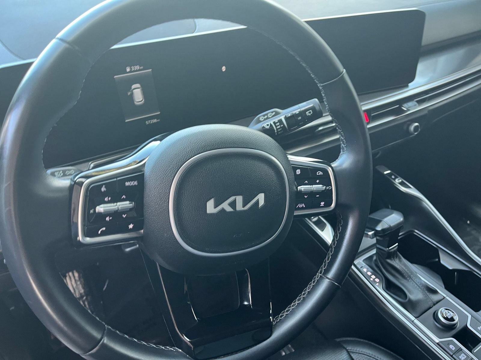 Used 2024 Kia Sorento S FWD image 29