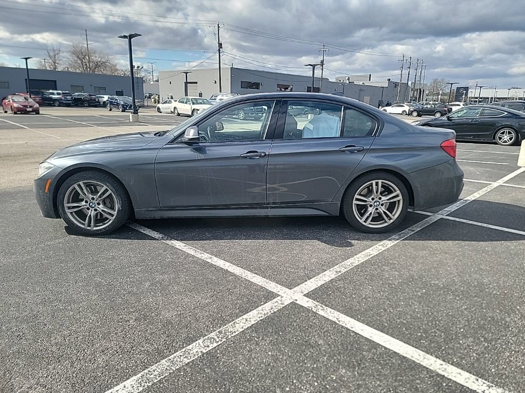 Used 2018 BMW 340i xDrive Sedan image 2