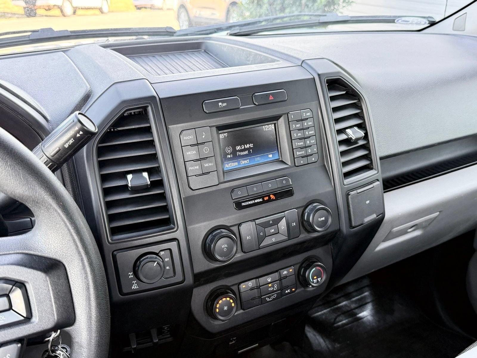Used 2016 Ford F150 XL w/ XL Power Equipment Group AWD/4WD image 32