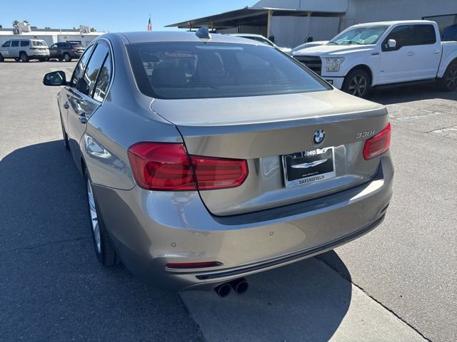 Used 2017 BMW 330i Sedan image 3