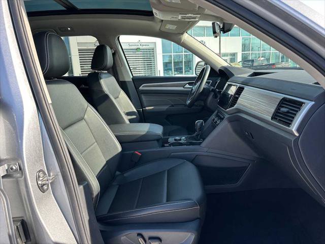 Used 2023 Volkswagen Atlas SEL image 10