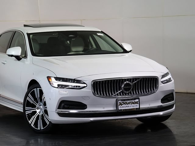 Used 2023 Volvo S90 B6 Plus AWD/4WD image 6