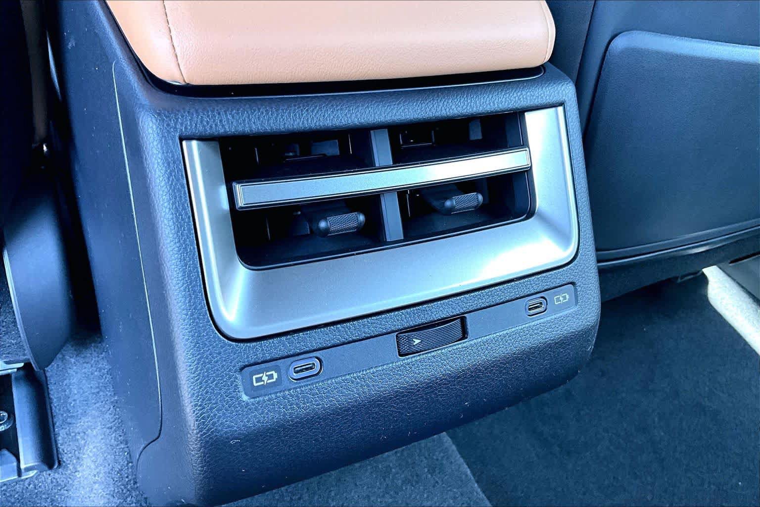 New 2026 Lexus ES 350e w/ Convenience Package FWD image 13