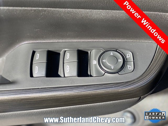 Used 2023 GMC Acadia SLT image 16