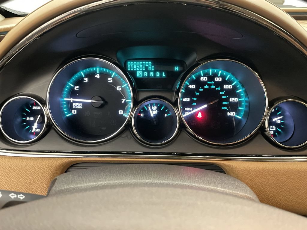 Used 2016 Buick Enclave Premium w/ Experience Buick Package FWD image 4
